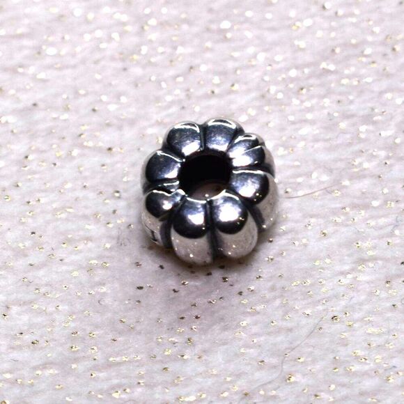 Pandora Sterling Silver Flower Charm Spacer Classic Floral Bead - Picture 4 of 6